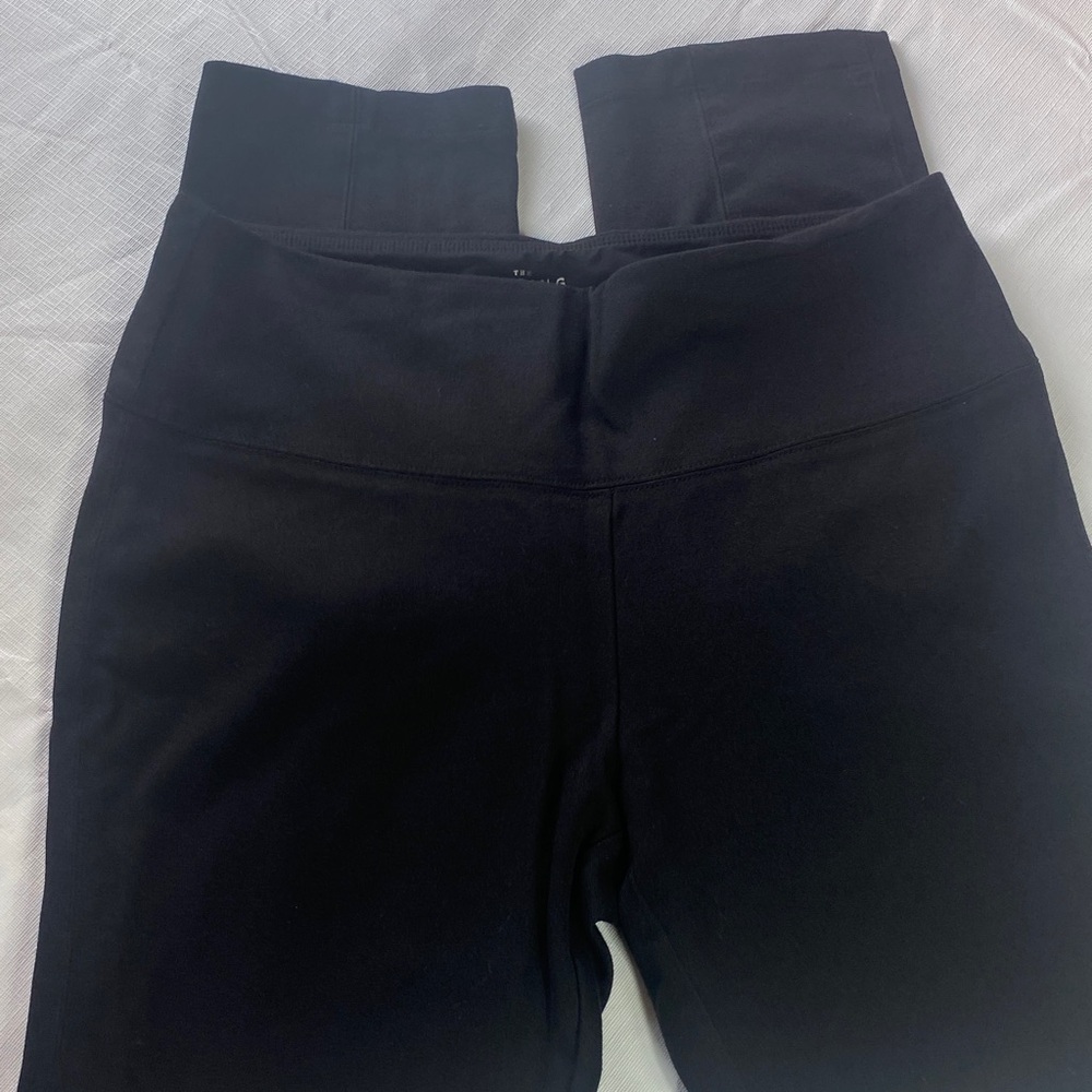 White House Black Market Women's Black slimming Leggings